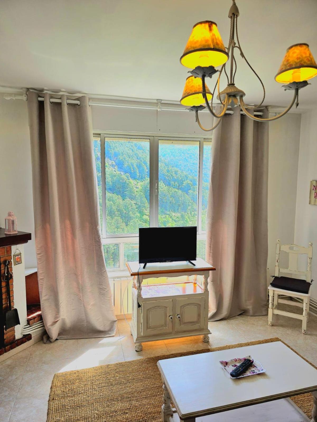 Albareilla By #Cherrygredos El Arenal  Esterno foto